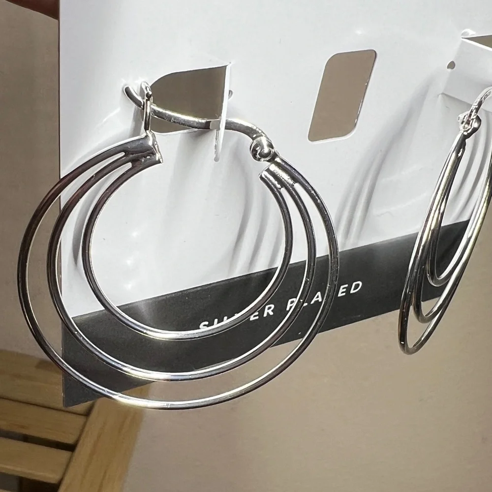Essentials Silver Plated Triple Graduated Hoop Pierced Earrings 1 1/2” - Picture 8 of 8